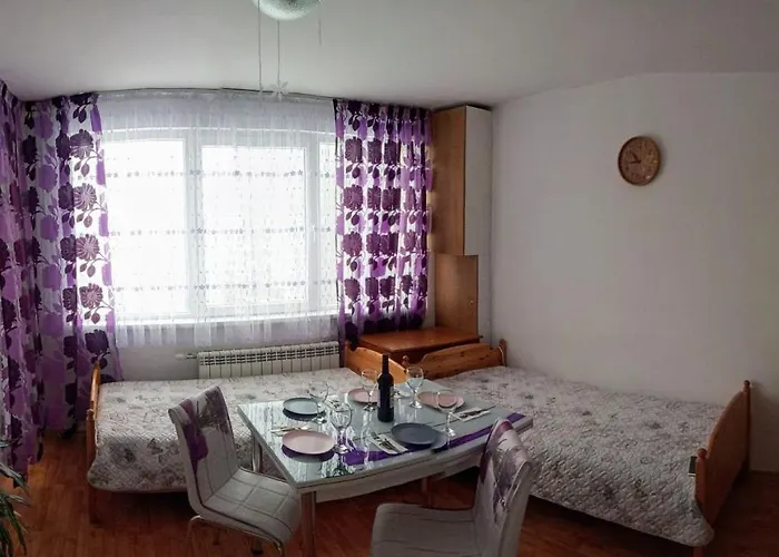 Iglika 2 Snowy Night V18 Hotel *