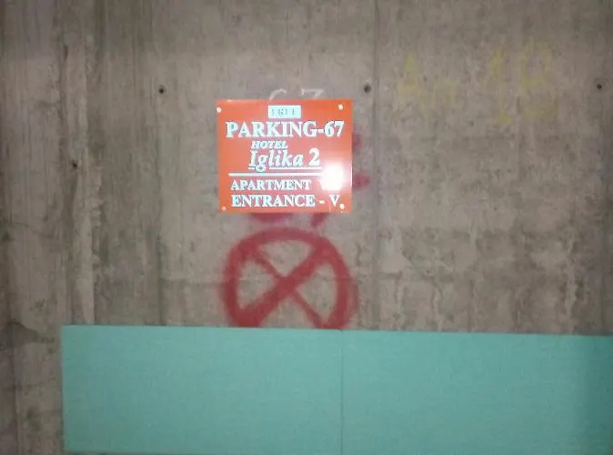 Hotel Iglika 2 Snowy Night V18